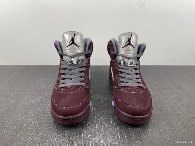 One Kick DZ4131-600 Jordan Air 5 Burgundy 0802